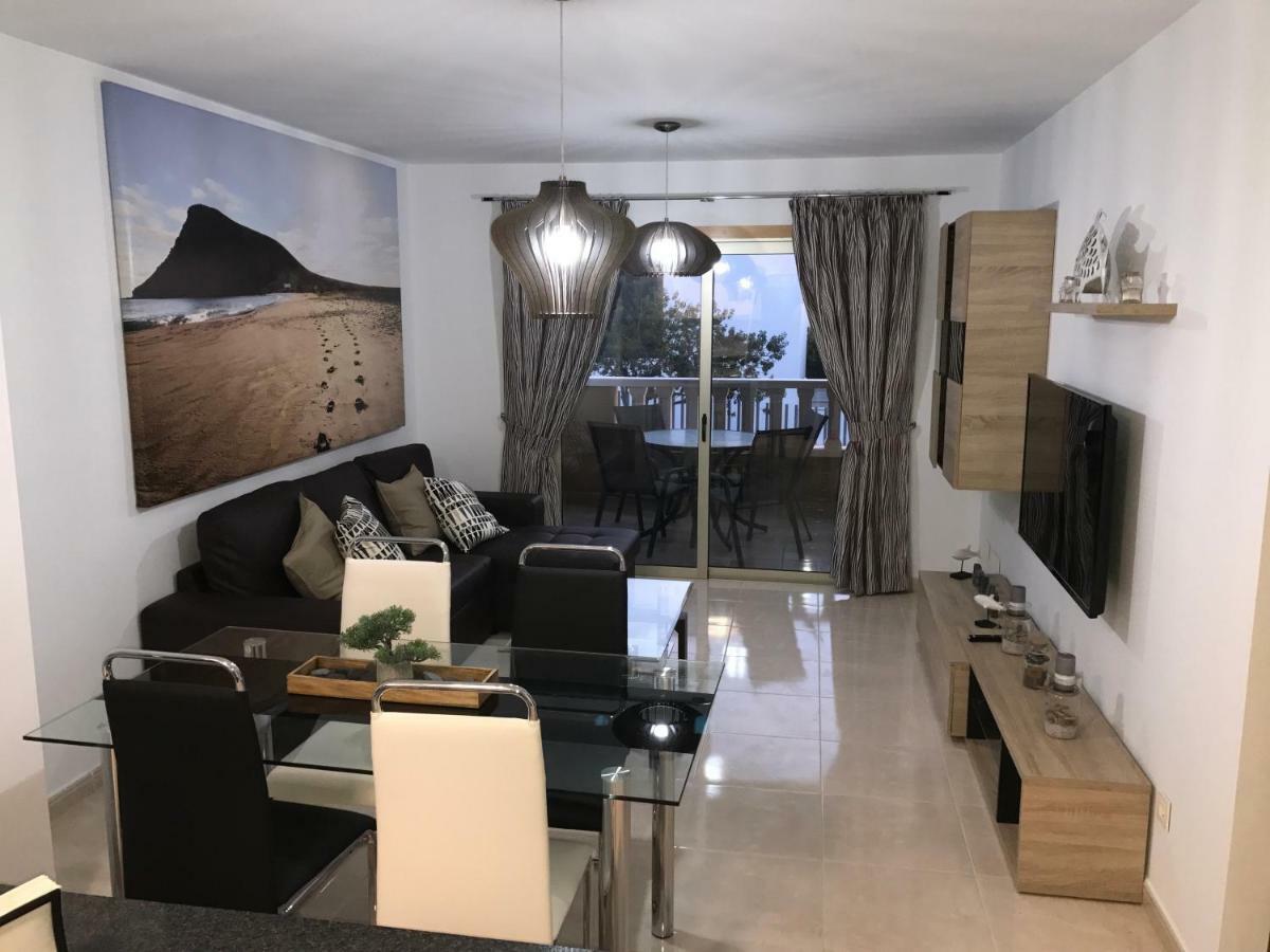Apartment La Perla Medano 1